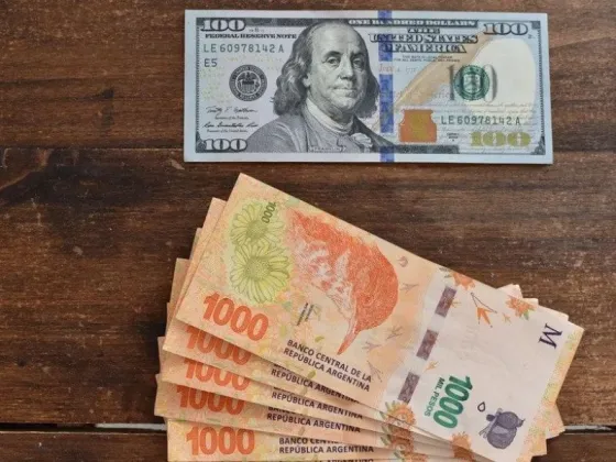 Con el dólar blue récord, el billete de $1000 pierde cada vez más valor y alcanza para comprar apenas US$2,70