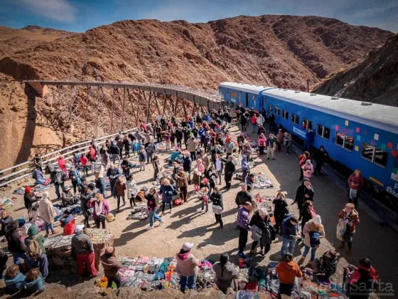 Si hay erupción del volcán Láscar se suspenderá el servicio del Tren a las Nubes