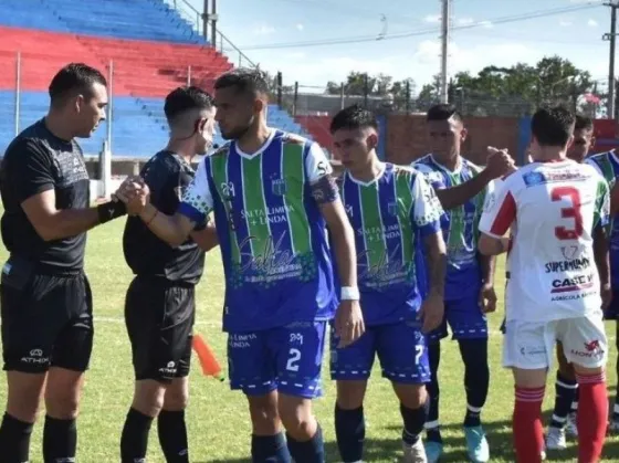 Camioneros no pudo y no le alcanzó para el ascenso