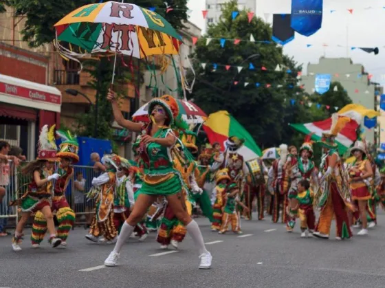 Carnavales, murgas y polos gastronómicos: la oferta de la Ciudad para el próximo fin de semana largo