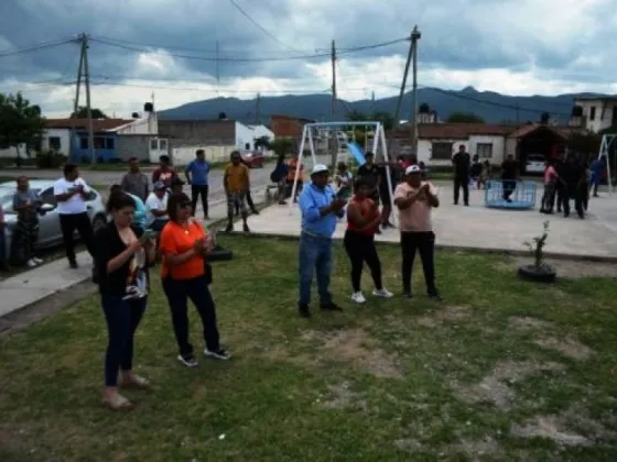 En Finca Valdivia fue inaugurada la plazoleta "Oscar Monzón