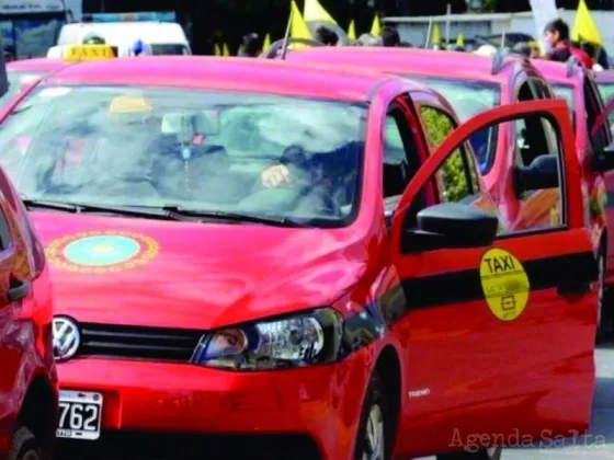 Piden un aumento del 40% en la tarifa de taxis