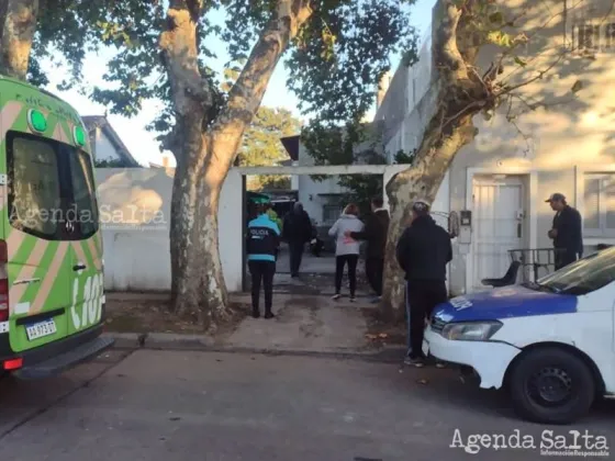 Personal policial y una ambulancia del SAME fueron hasta el lugar y los médicos constataron la muerte accidental por asfixia.