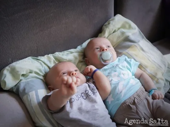 Identificaron a los gemelos cordobeses que ni sus padres podían distinguir