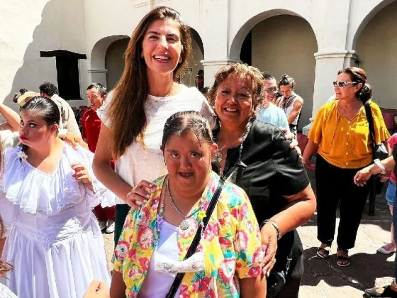 En el marco del Día Mundial del Síndrome de Down, Bettina Romero, acompañó a integrantes de la Asociación Colibrí