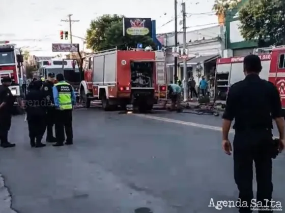 AHORA: Incendio en una galería comercial de Cerrillos