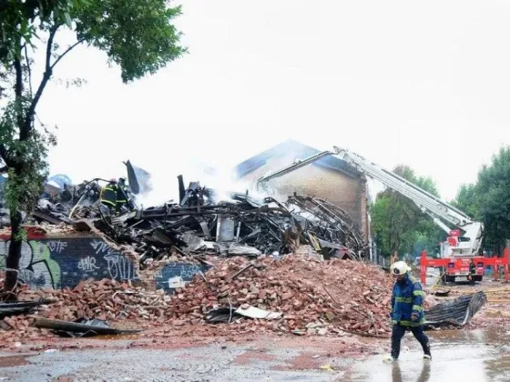 Enviaron a juicio oral a 18 acusados por el incendio del depósito en el que murieron 10 bomberos