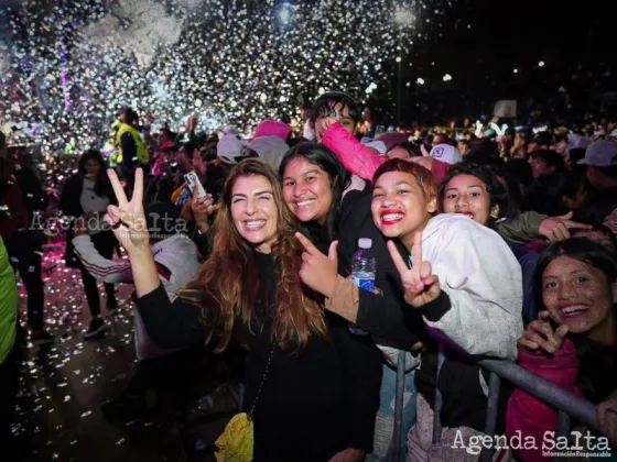 Más de 35.000 personas vibraron en plaza España con el festival por el cumpleaños de la ciudad de Salta