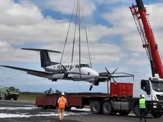 El avión que aterrizó de emergencia fue removido y el aeropuerto quedó operativo