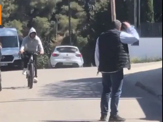 Lionel Messi sorprendió a todos al salir a hacer un paseo en bicicleta en Barcelona