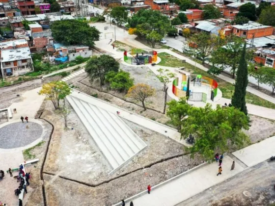 Familias del barrio Ampliación 20 de Junio tendrán, por primera vez, un parque urbano