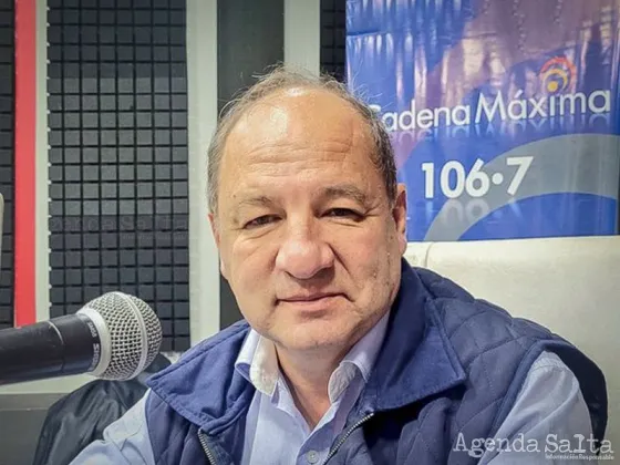 Ricardo Villada: "Para que cambie la política tienen que cambiar los políticos"