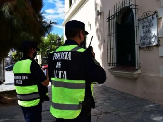 La Policía de Salta controla el cumplimiento de la veda electoral