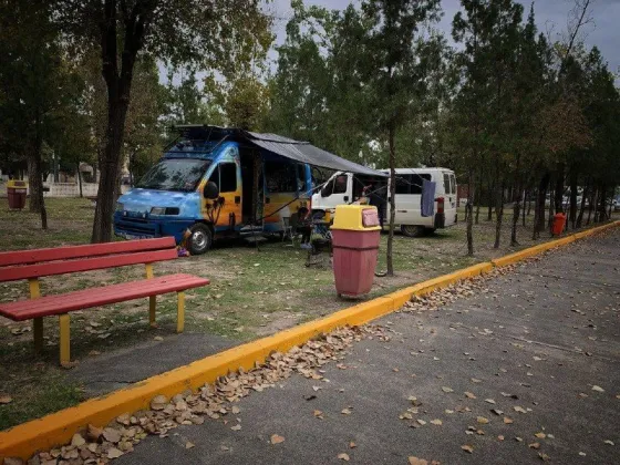 Turistas del mundo eligen y disfrutan del camping Carlos Xamena