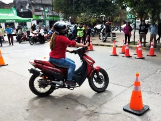 La Agencia Provincial de Seguridad Vial realizó la Clínica de Conducción Segura