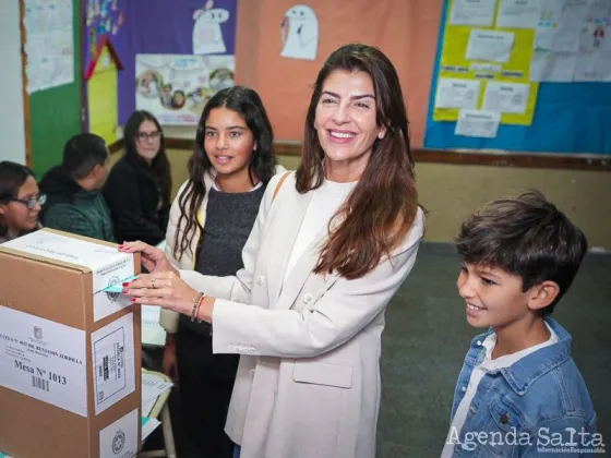 Votó Bettina Romero: “Les demostré que podemos tener una ciudad pujante”