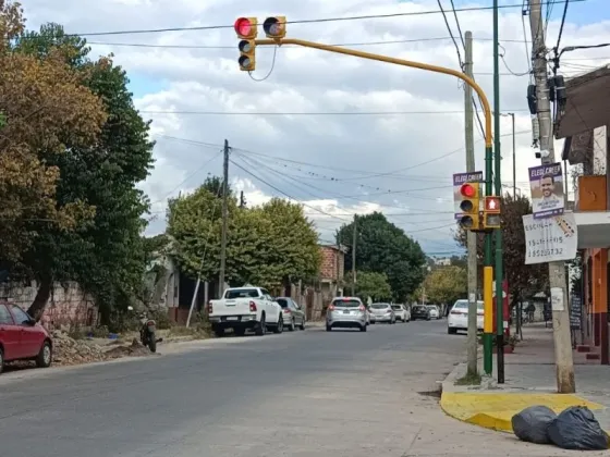 Se habilitaron los semáforos de 12 de Octubre esquina Junín