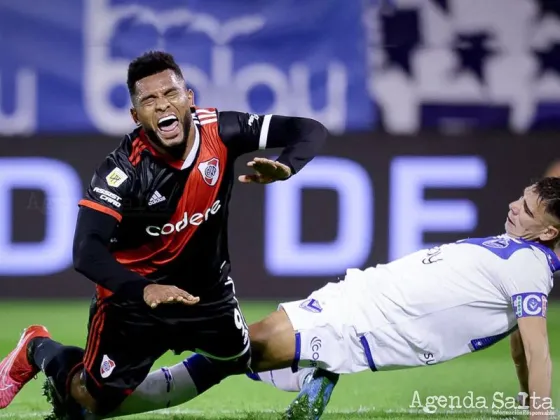 River y Vélez empataron en Liniers