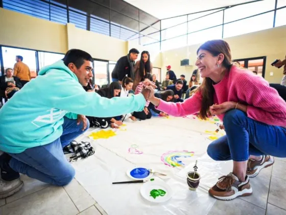 Bettina Romero: "seguiremos trabajando para abrir más espacios de encuentro a los jóvenes"