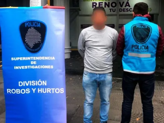 Detuvieron al “Loco del bate”, un hombre con antecedentes que golpeaba a la gente en la calle