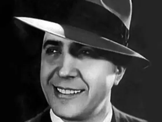 Carlos Gardel, nadie muere en la víspera