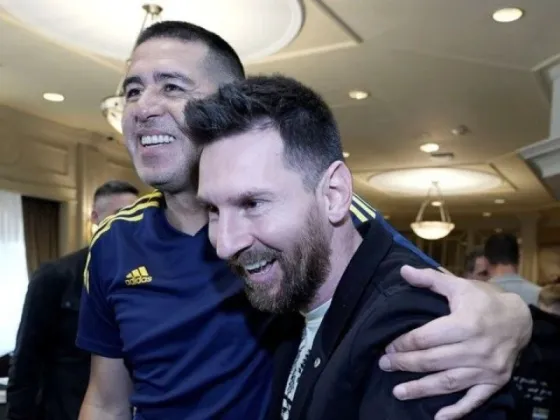 El encuentro de Messi con Riquelme antes de partir a la Bombonera