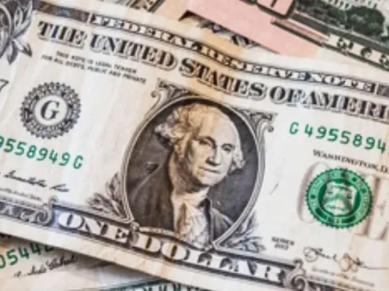 DÓLAR BLUE: sigue subiendo y se vende a $518