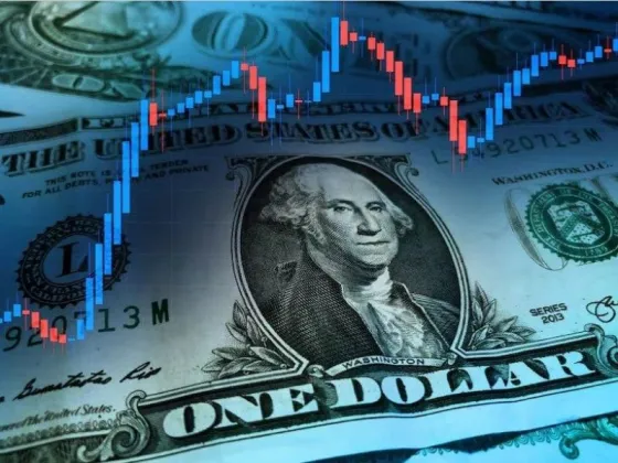 El Dólar Blue inicia semana con una cotización alta