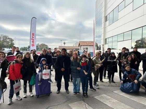 Vacaciones de Invierno: La ciudad le dio la bienvenida a un vuelo procedente de Bs. As.