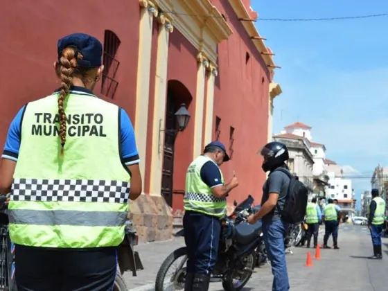 En una semana secuestraron casi 50 motos mal estacionadas en Salta