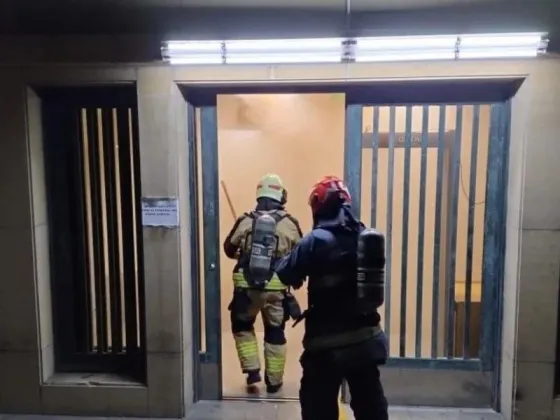 De madrugada, se incendió un sótano en los tribunales de Comodoro Py