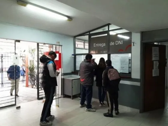 Se retiró solo un 10 % de los ejemplares de DNI en el Registro Civil