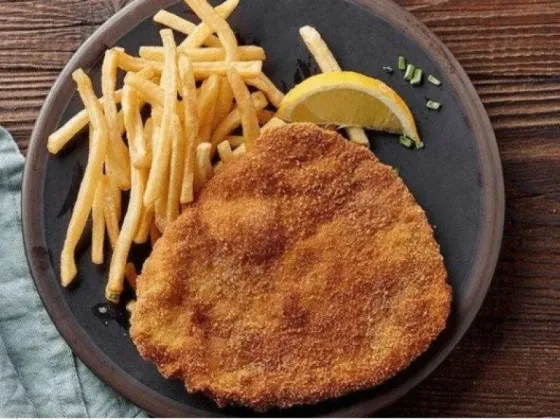 Trucos para que la milanesa salga como "Dios manda": tierna y sabrosa