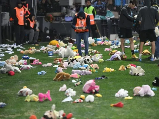 Hoy se espera una lluvia de 'peluches' en el partido del Cuervo