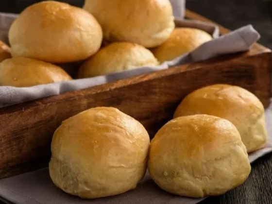 Con 3 ingredientes, prepara este pan sin harina delicioso para acompañar tus comidas