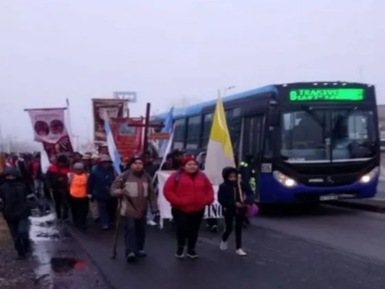 Demoras en colectivos: desde SAETA recomiendan bajar la App para controlar los recorridos y cambios de paradas