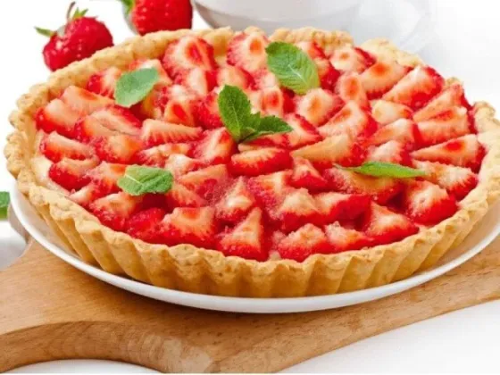 Ganate el corazón de todos: receta de tarta de frutillas fácil y deliciosa