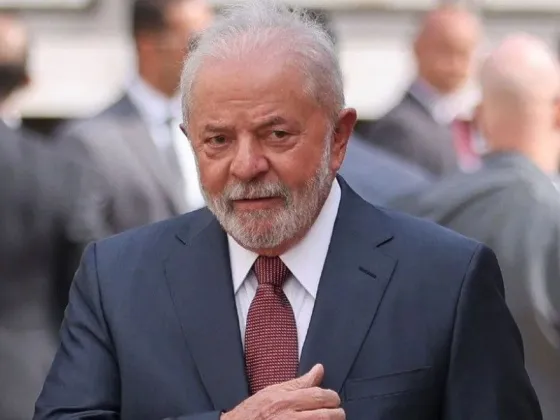 Lula da Silva comenzó su proceso de recuperación tras ser operado de cadera