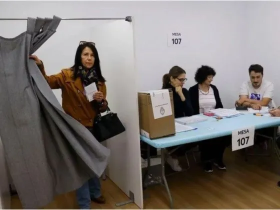 Récord de argentinos residentes en el exterior que se volcaron a votar