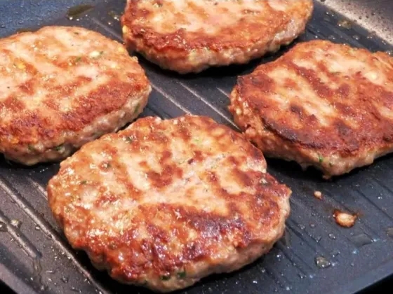 La receta de hamburguesas caseras mil veces mejor que las compradas