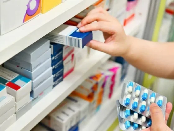 Las farmacias dejarán de vender medicamentos a afiliados de prepagas y obras sociales