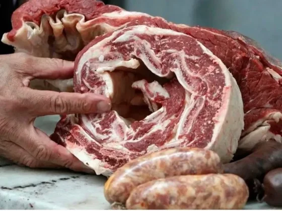 El ganado vacuno AUMENTÓ 10% y el kilo de asado podría llegar a $5000 en diciembre y para las Fiestas