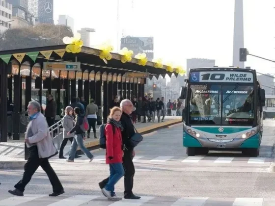 El Gobierno liberó $8.900 millones a las empresas de colectivos para evitar cortes en el servicio