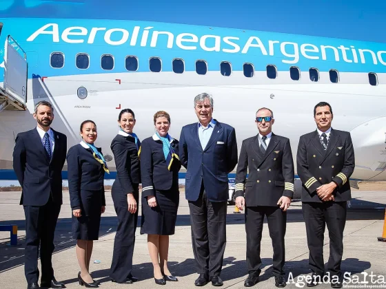 El DNU de Milei prevé ceder las acciones de Aerolíneas Argentinas a sus trabajadores