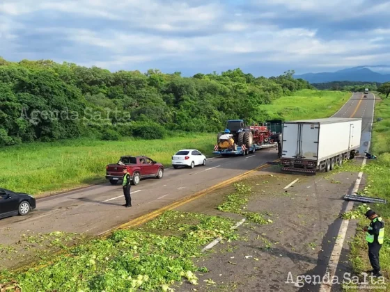 Ocurrió esta madrugada, sobre la Ruta Nacional N° 9/34, en el hecho el conductor de una motocicleta perdió la vida.