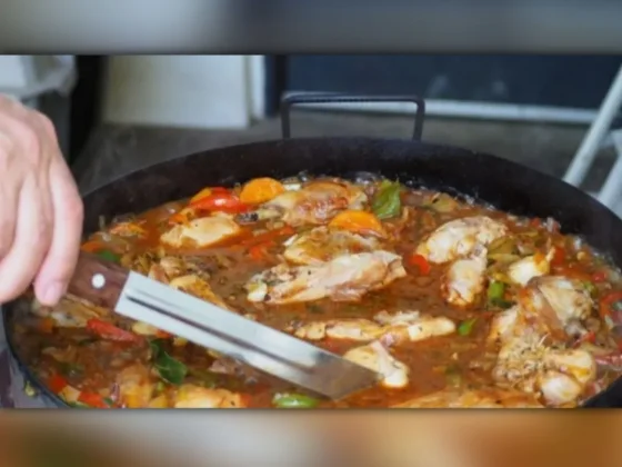 Pollo al disco con cerveza, un lujo que se comparte