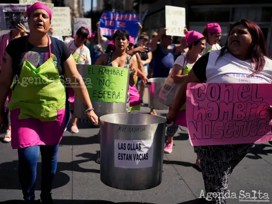 Marcha del hambre al Ministerio de Capital Humano