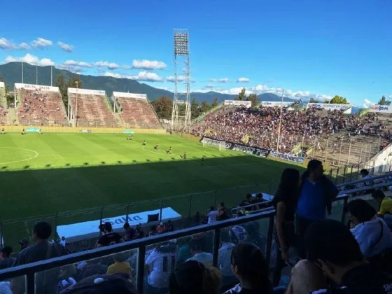 Por vender  alcohol en el Martearena, salteño realizará tareas comunitarias en un Centro de Salud