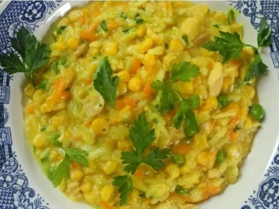 Risotto súper completo con pollo y vegetales