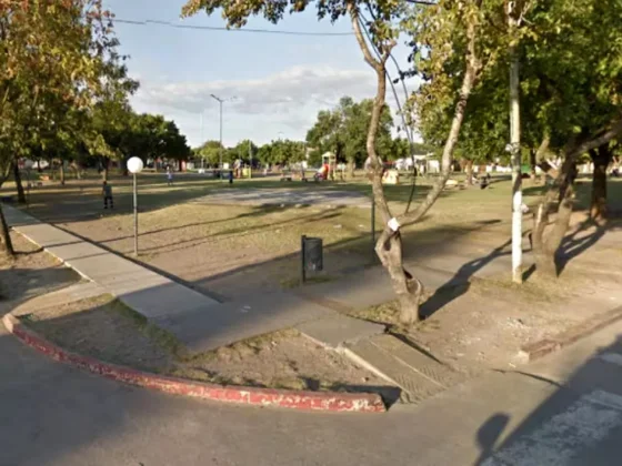 HORROR: un joven estaba en la plaza con su amigo, le disparó accidentalmente y lo mató